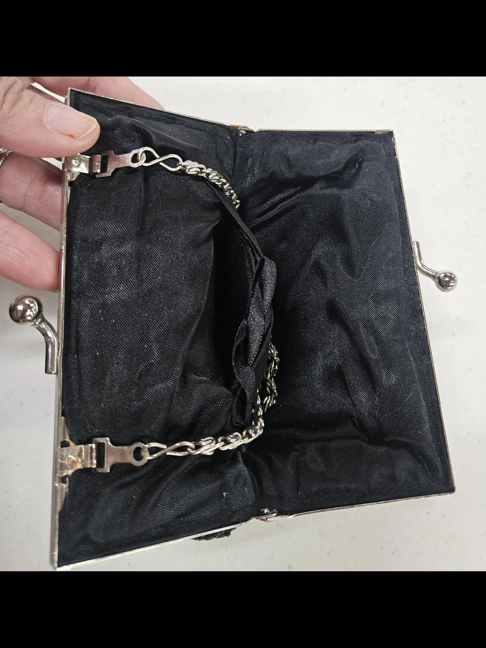 Source Unknown Black Beaded Shell Brautiful Evening Clutch